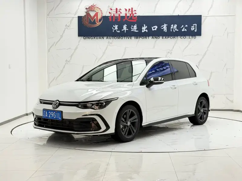 Volkswagen Golf, 2021