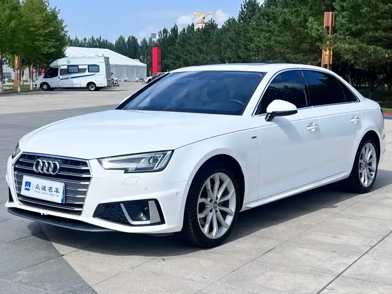 Audi A4L, 2019