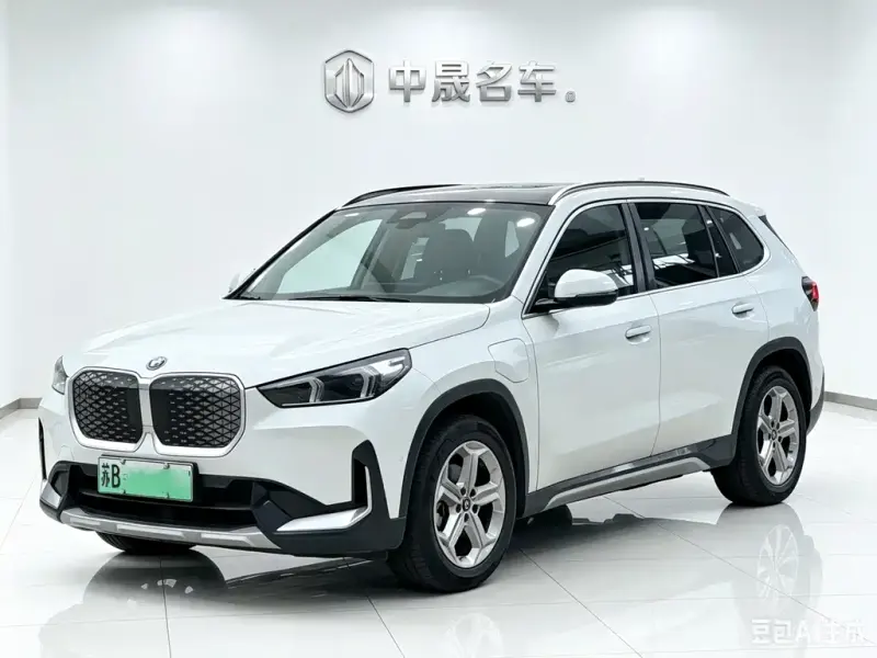 BMW iX1, 2024