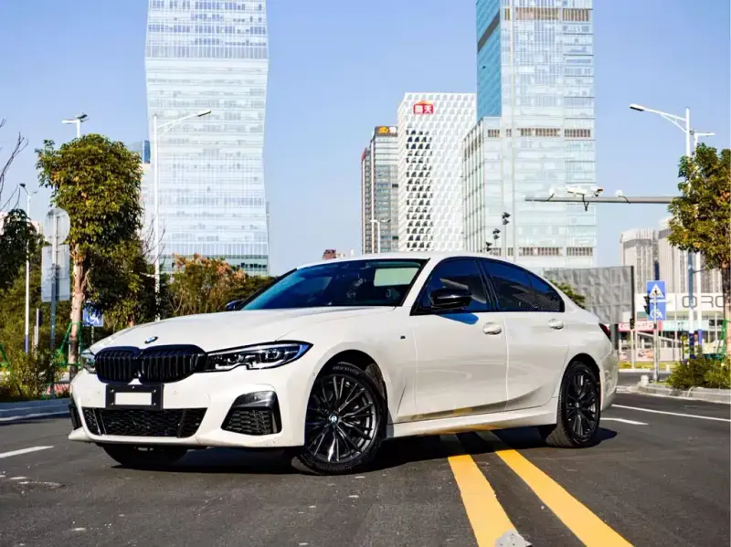 BMW 3 Series, 2021