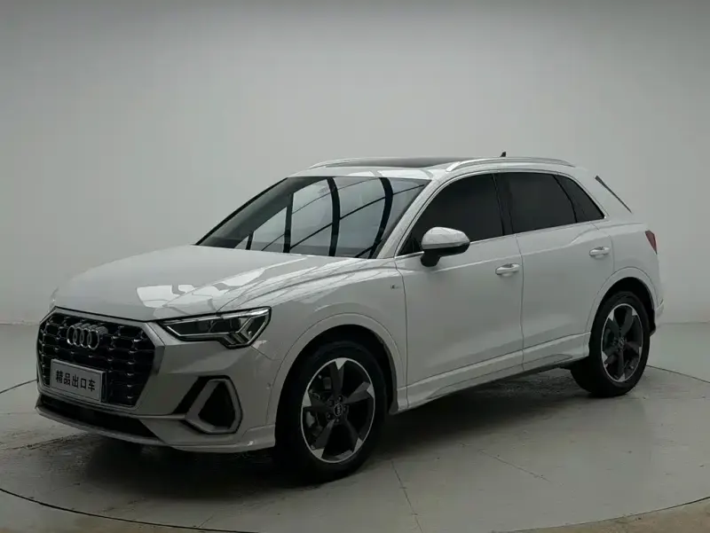 Audi Q3, 2023