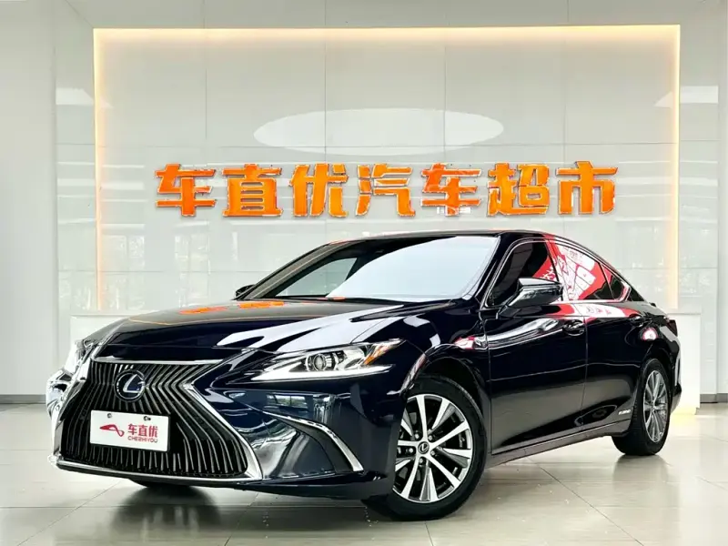 Lexus ES, 2021