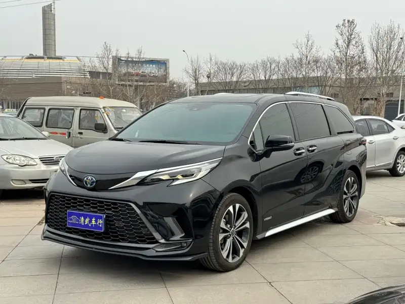 Toyota Granvia, 2023
