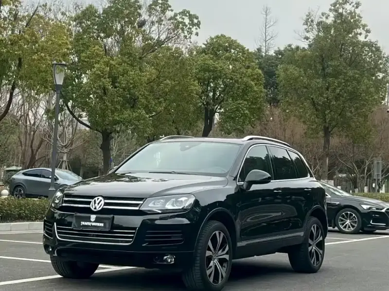 Volkswagen Touareg, 2015