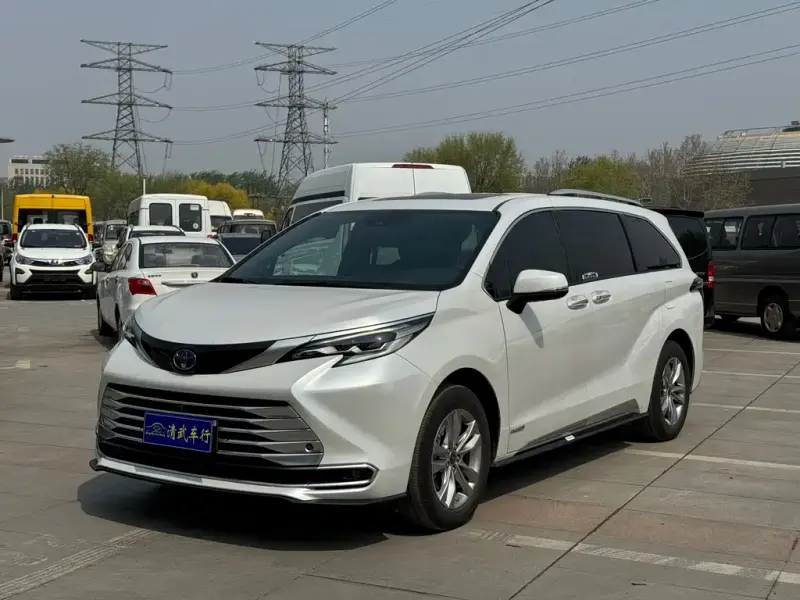 Toyota Sienna, 2023