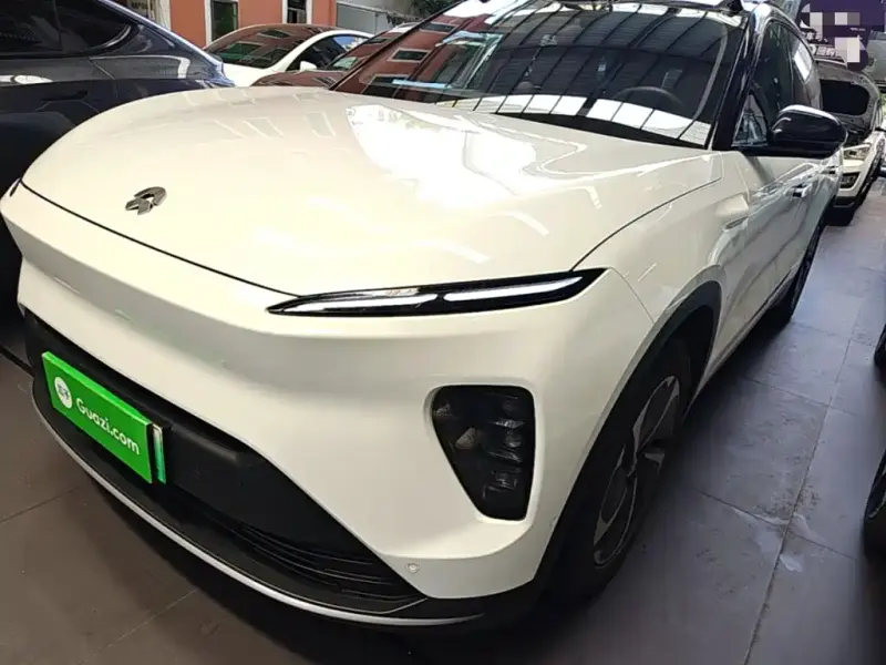 NIO ES8, 2023