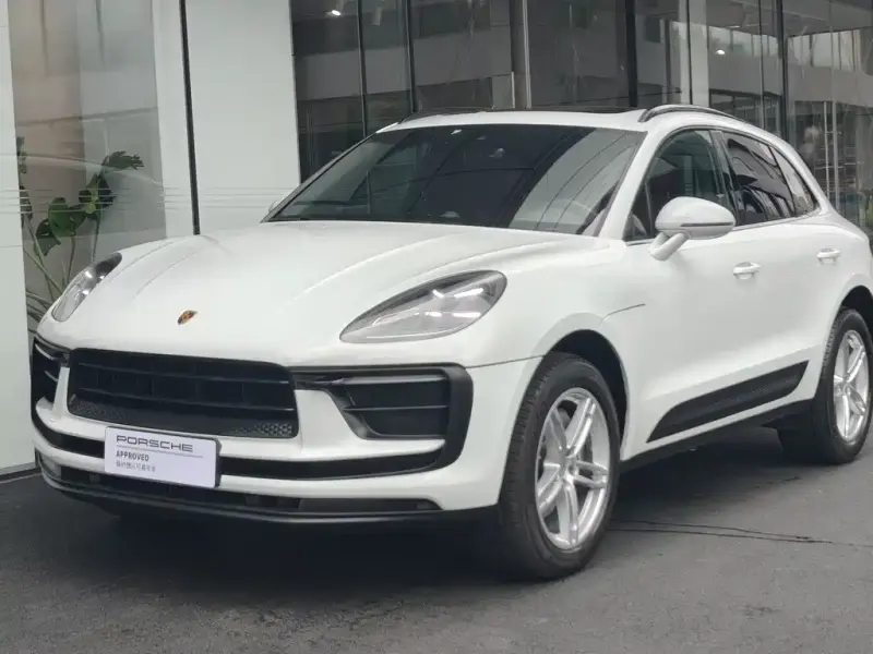 Porsche Macan, 2024 — фото 1