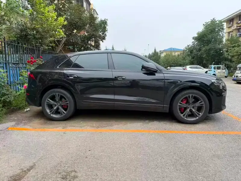 Audi Q8, 2025