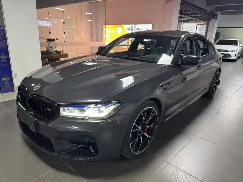 BMW M5, 2021