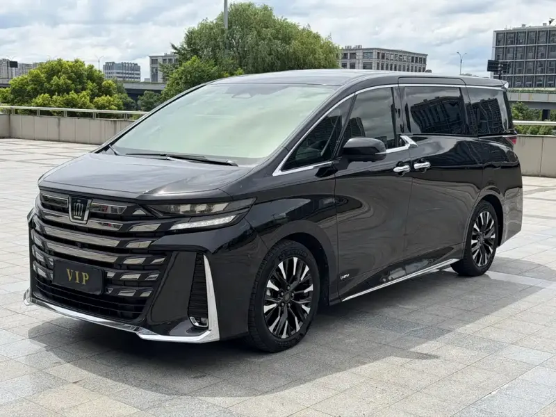 Toyota Vellfire, 2024 — фото 1