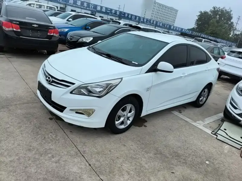 Hyundai Verna, 2014