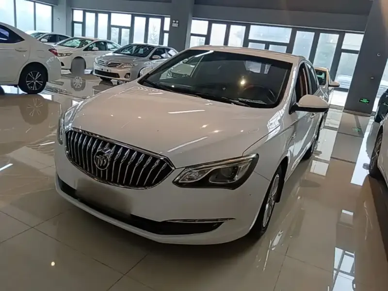 Buick Excelle, 2016