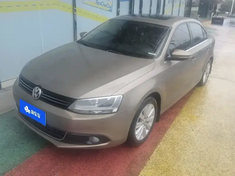 Volkswagen Sagitar, 2014