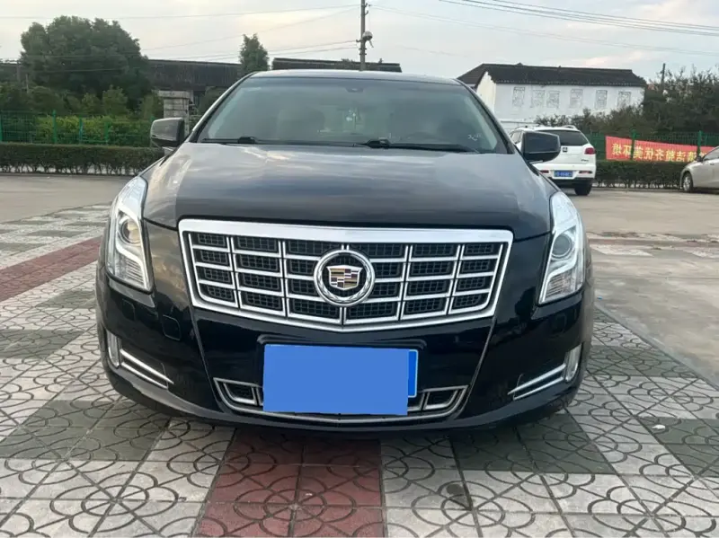 Cadillac XTS, 2015