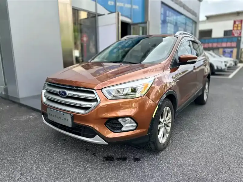 Ford Kuga, 2019