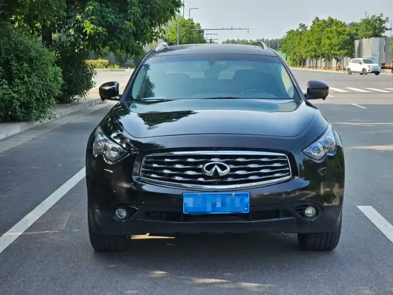 Infiniti FX, 2012