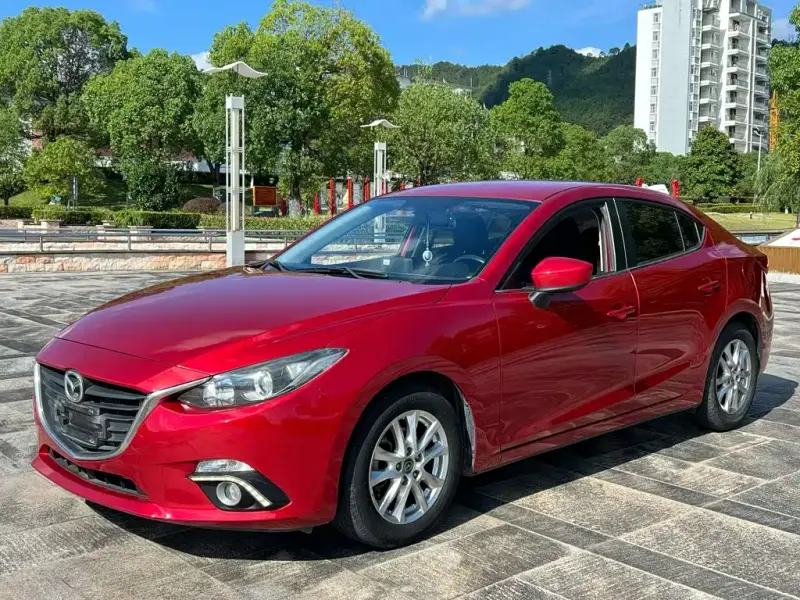 Mazda 3 Axela, 2016