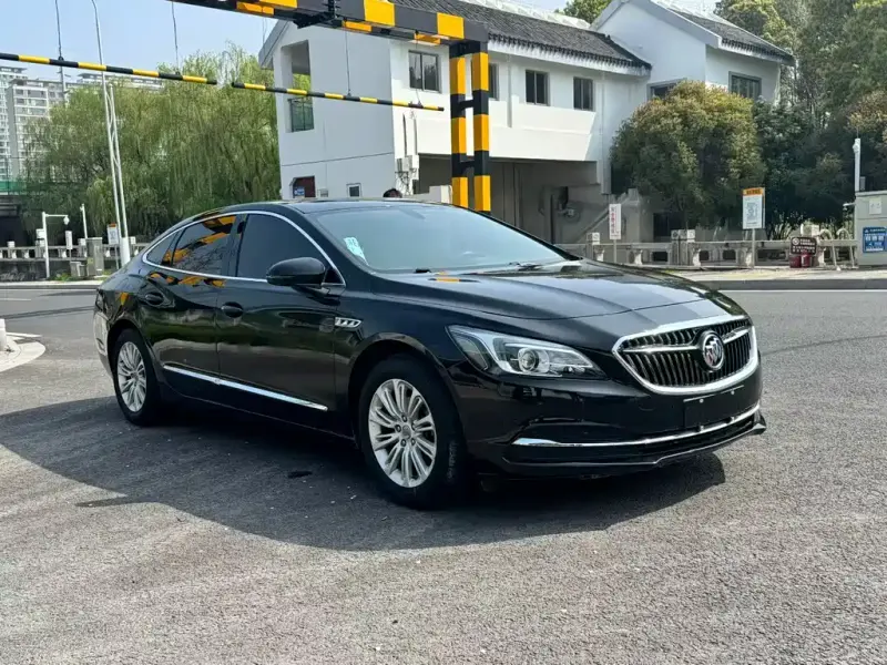 Buick LaCrosse, 2016