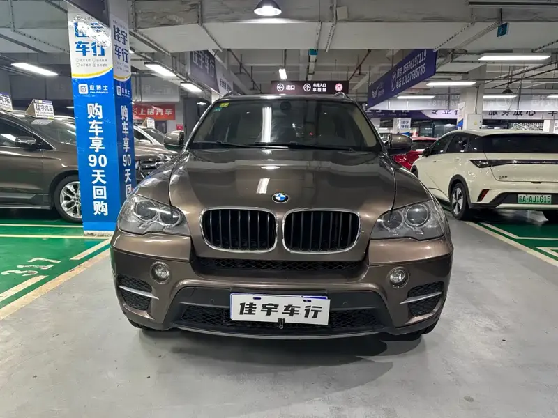 BMW X5 (Import), 2012