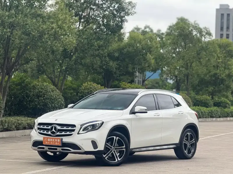 Mercedes-Benz GLA, 2018 — фото 1