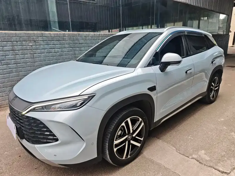 BYD L DM-i, 2025 — фото 1