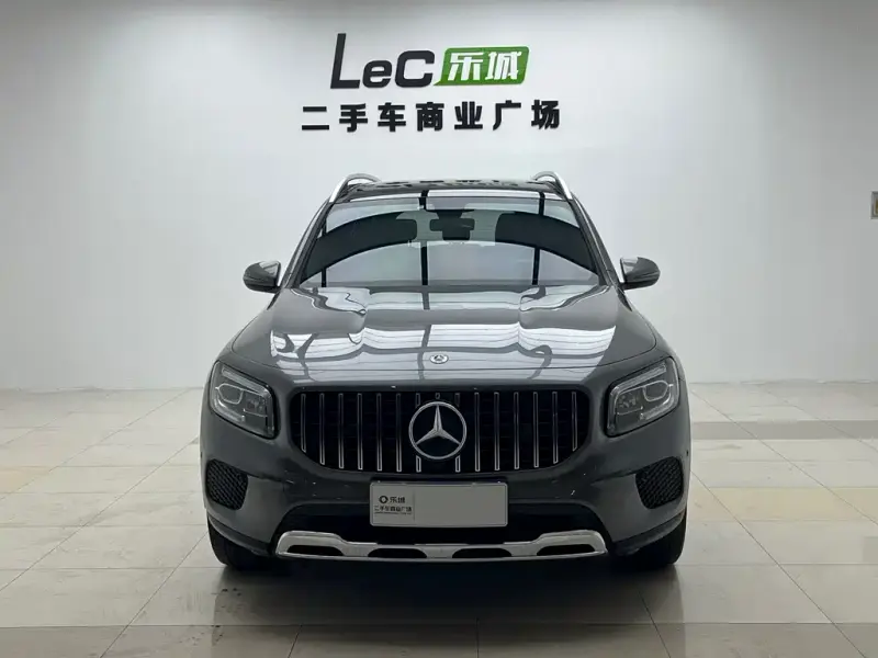 Mercedes-Benz GLB, 2020