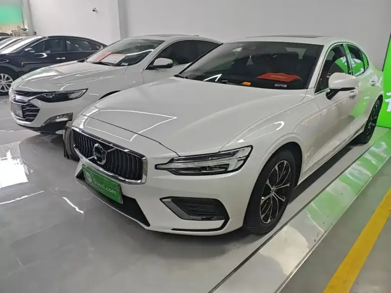 Volvo S60, 2021
