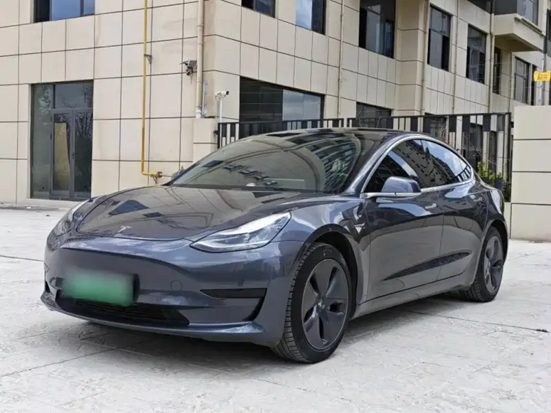 Tesla Model 3, 2020
