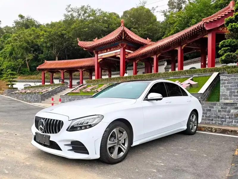 Mercedes-Benz C-Class, 2020 — фото 1