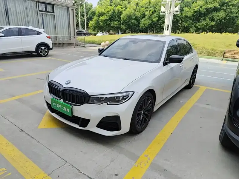 BMW 3 Series, 2020