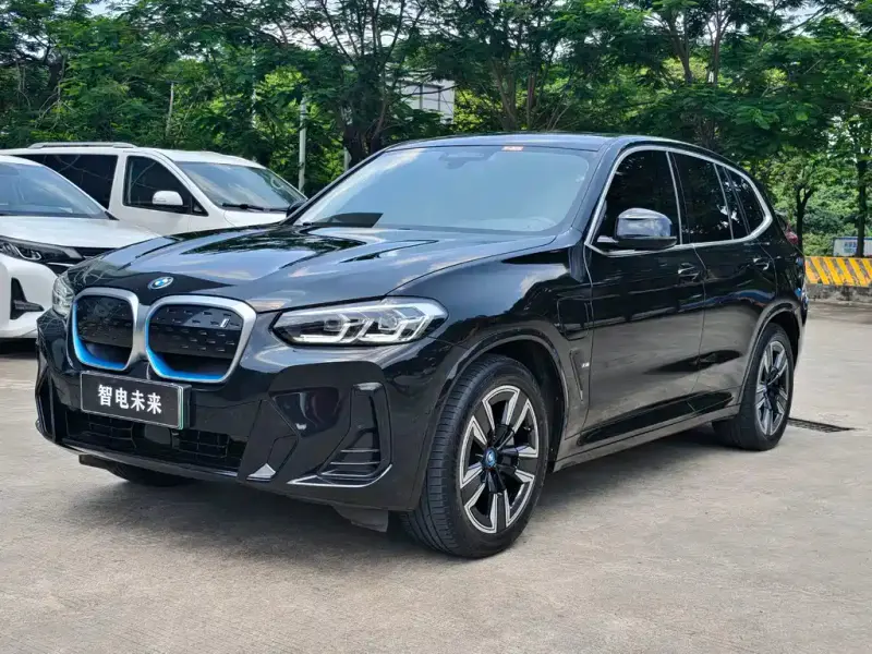 BMW iX3, 2021