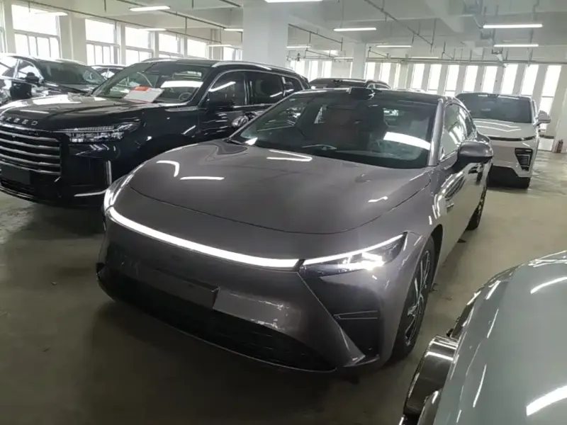 Exeed ES, 2025