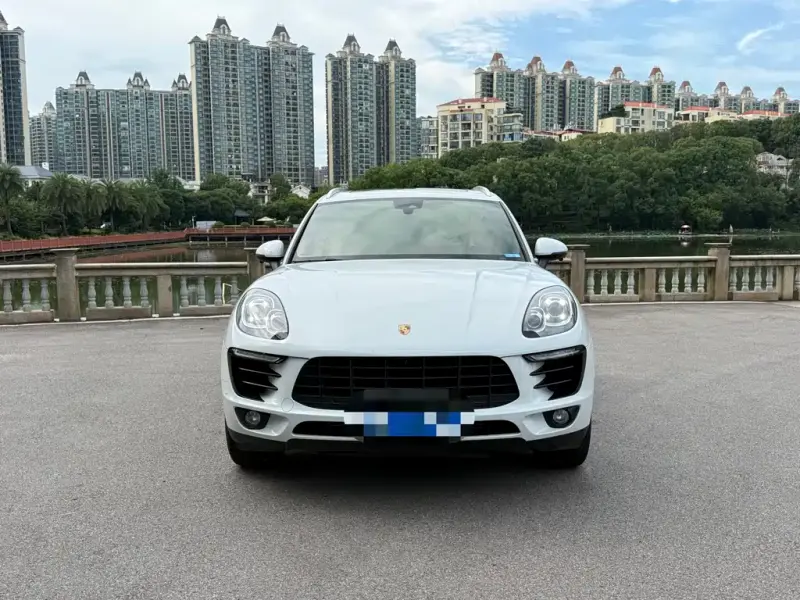 Porsche Macan, 2018 — фото 1