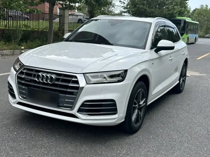 Audi Q5L, 2019
