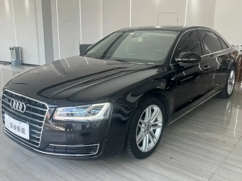 Audi A8, 2017 — фото 1