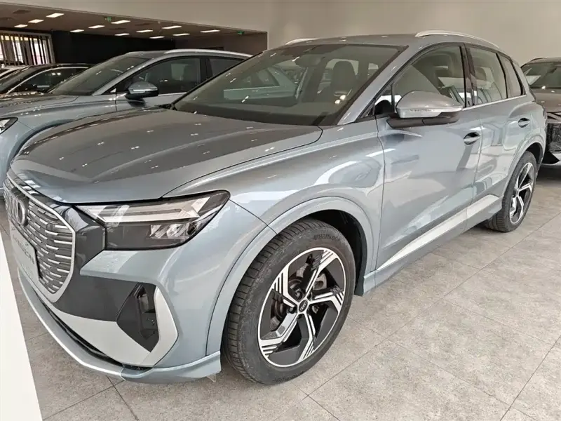 Audi Q4 e-tron, 2024