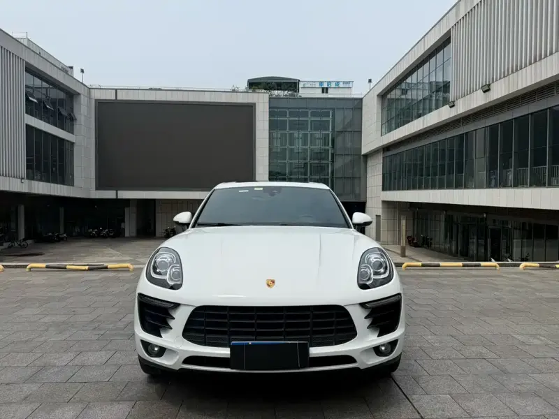 Porsche Macan, 2018 — фото 1