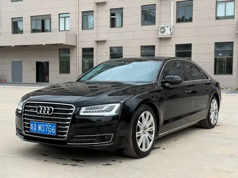 Audi A8, 2017 — фото 1