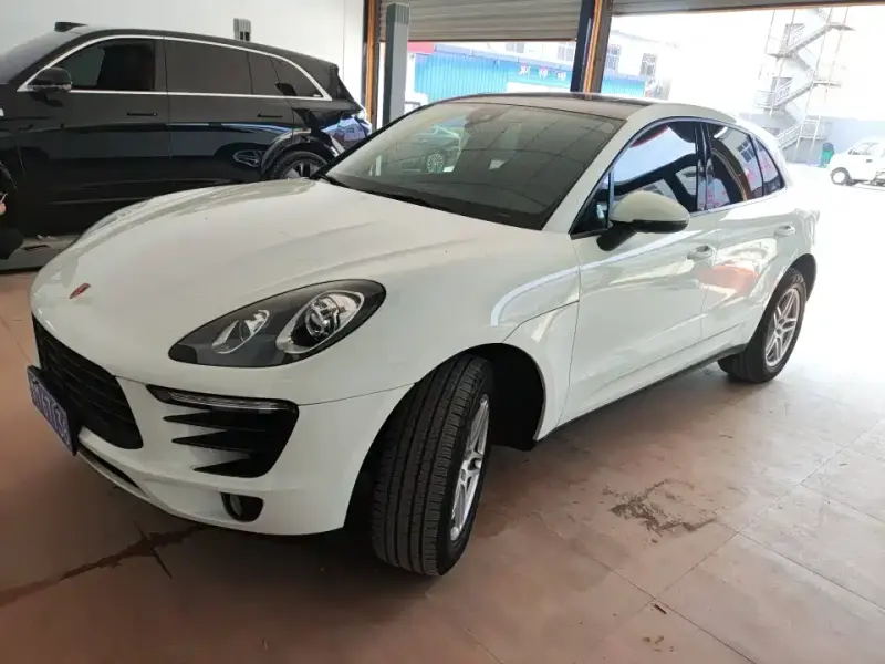 Porsche Macan, 2017 — фото 1