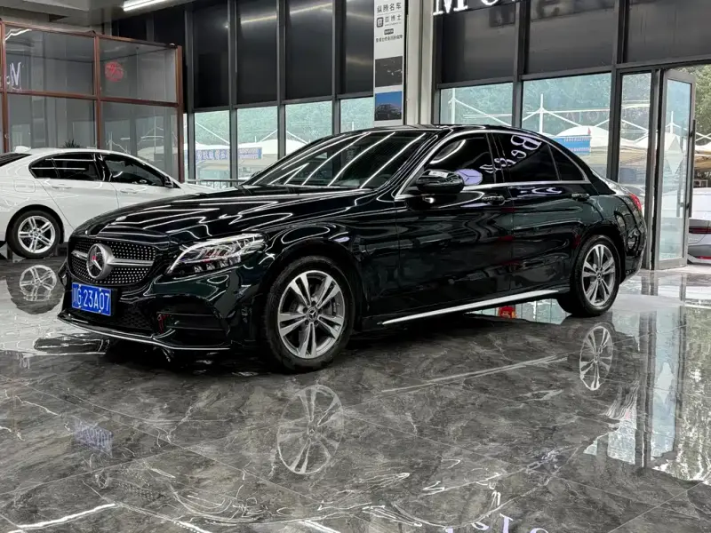 Mercedes-Benz C-Class, 2020 — фото 1