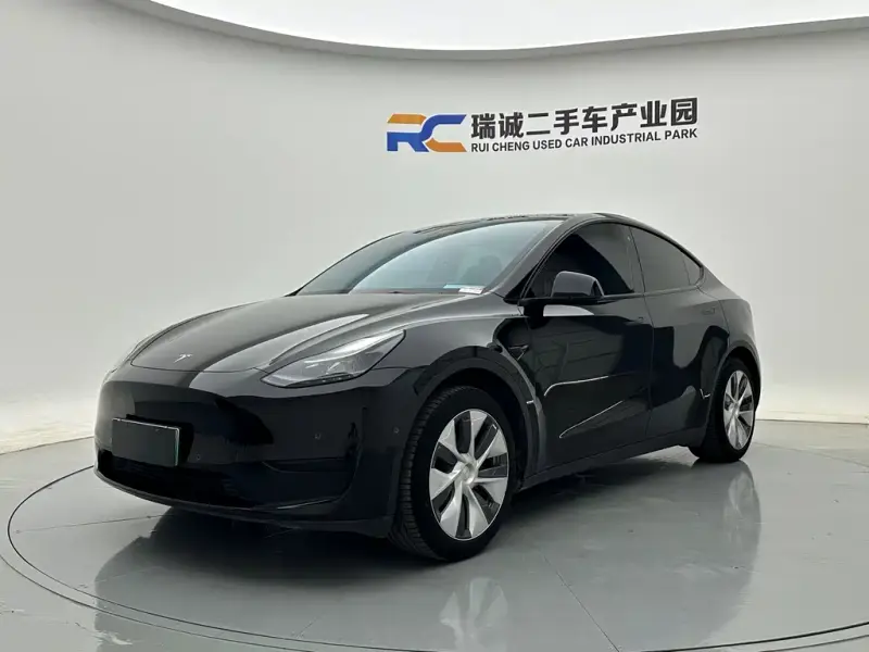 Tesla Model Y, 2023