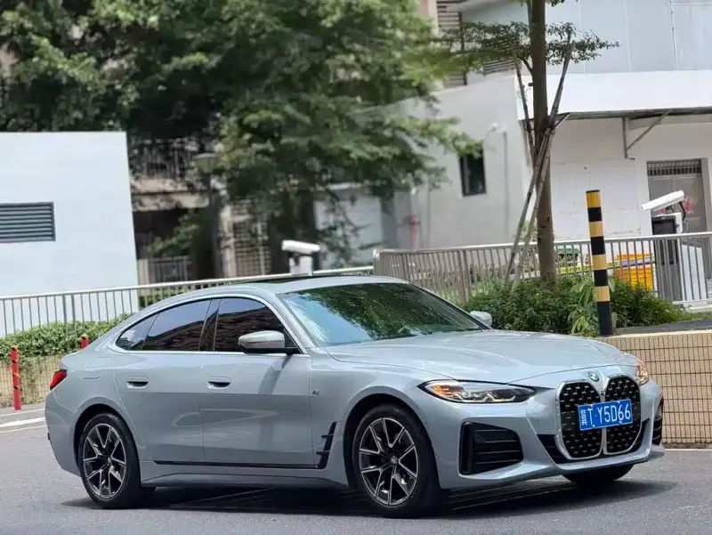 BMW 4 Series, 2022
