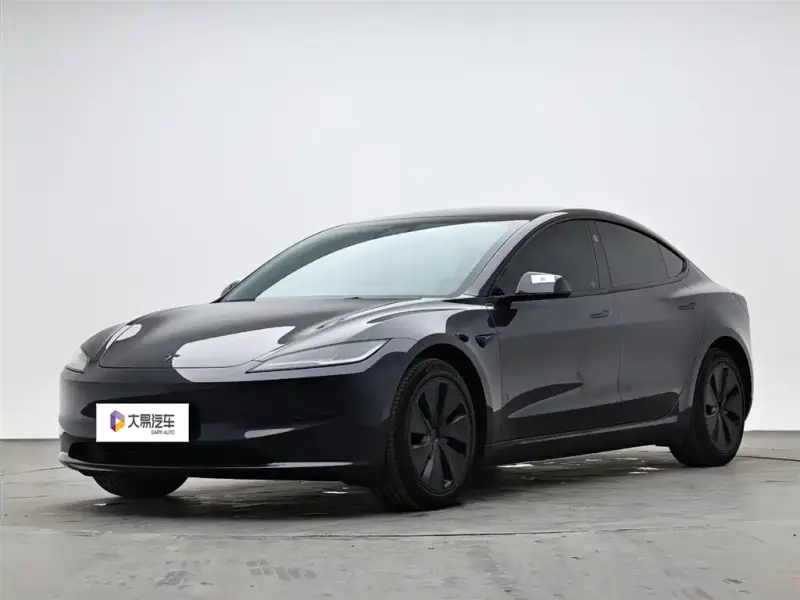 Tesla Model 3, 2025