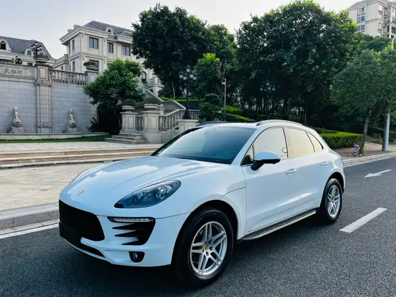 Porsche Macan, 2018 — фото 1