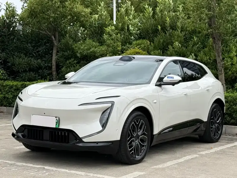 Avatr 07, 2025