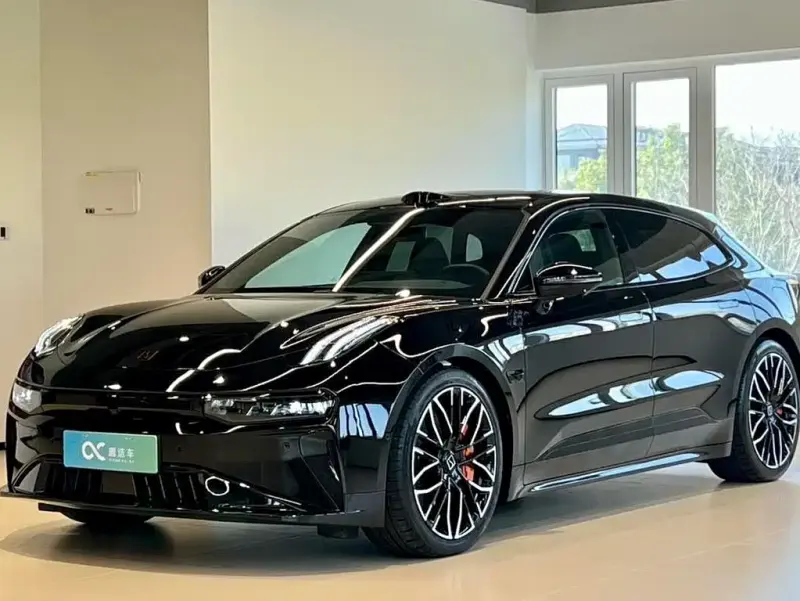 Zeekr 001, 2025
