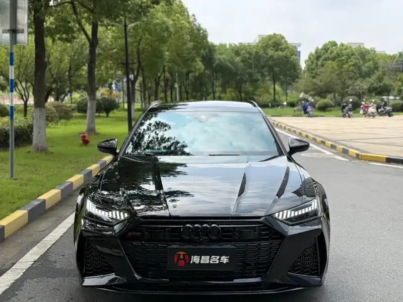 Audi RS 6, 2021