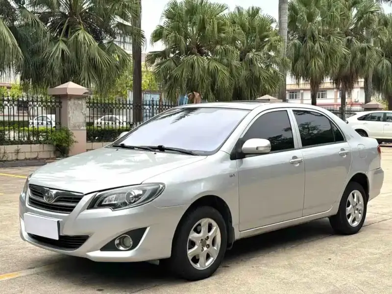 Toyota Corolla, 2014 — фото 1