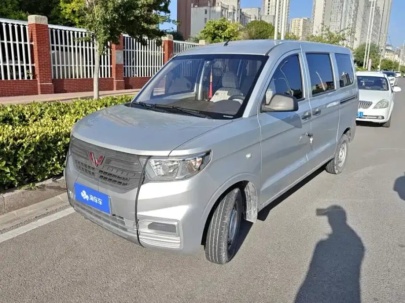 Wuling Hongguang V, 2021