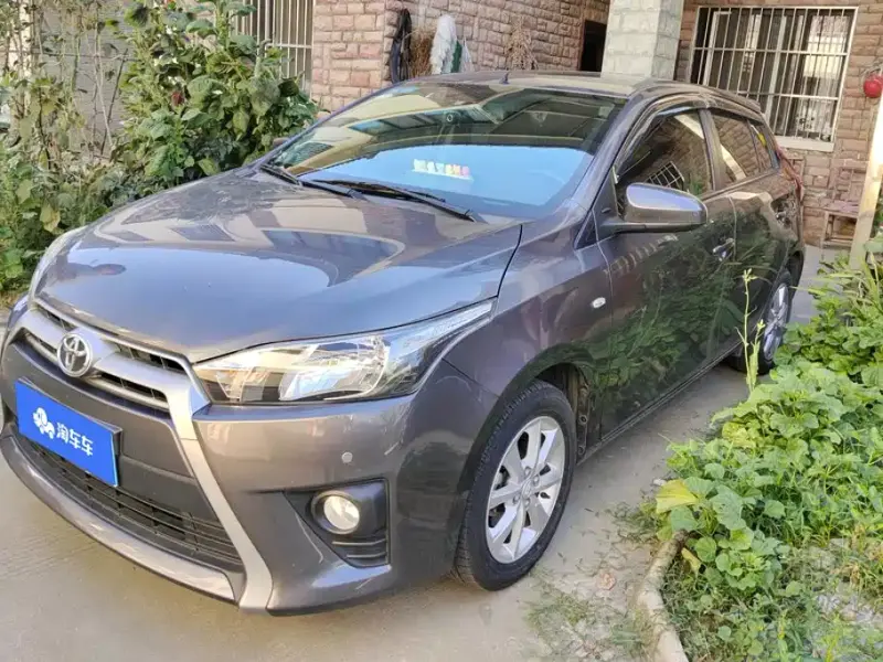 Toyota Yaris L, 2015